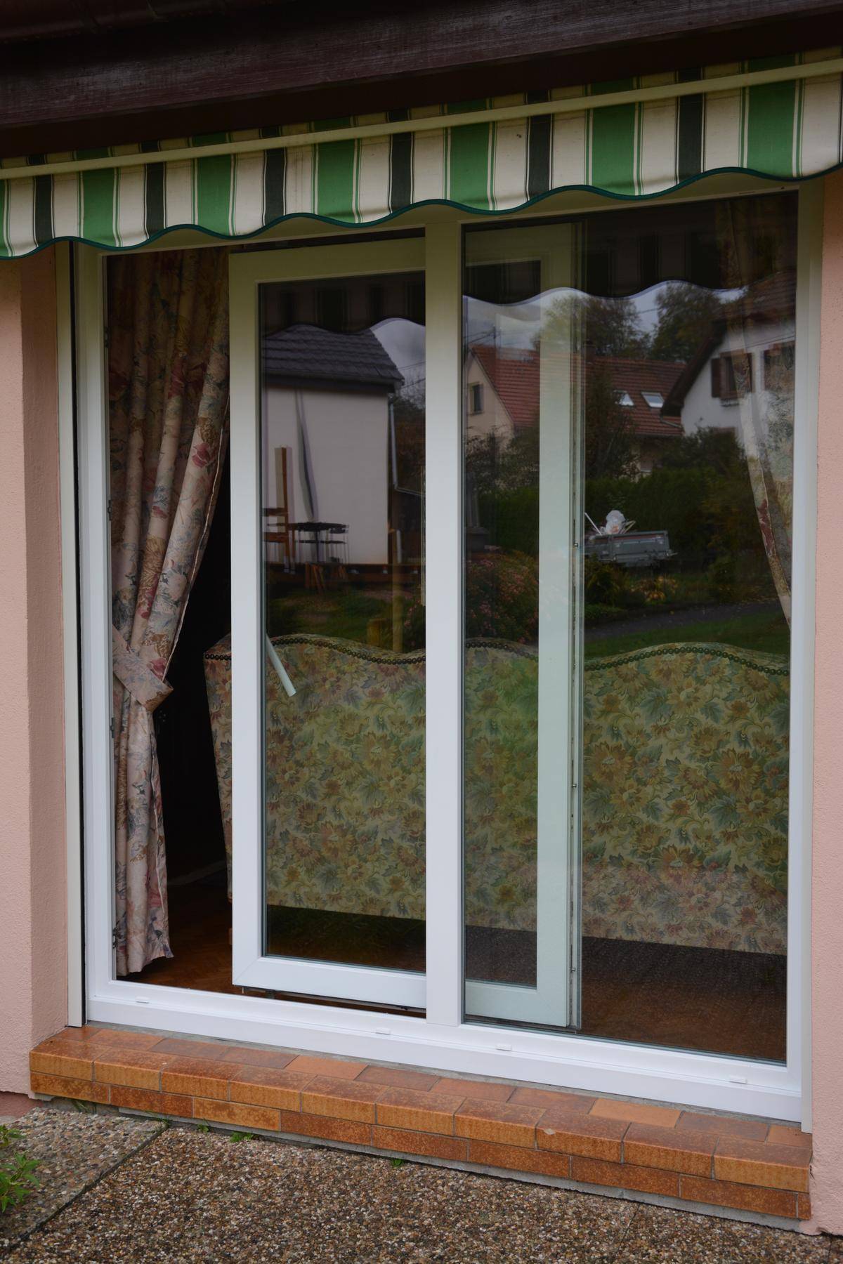 Comment choisir entre une fenêtre oscillo-battante et une fenêtre coulissante ? Gérardmer
