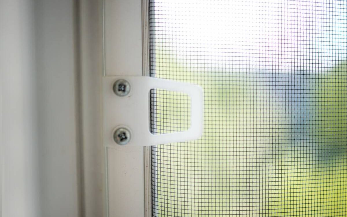 Quels mat&eacute;riaux privil&eacute;gier pour une moustiquaire durable et efficace ? S&eacute;lestat